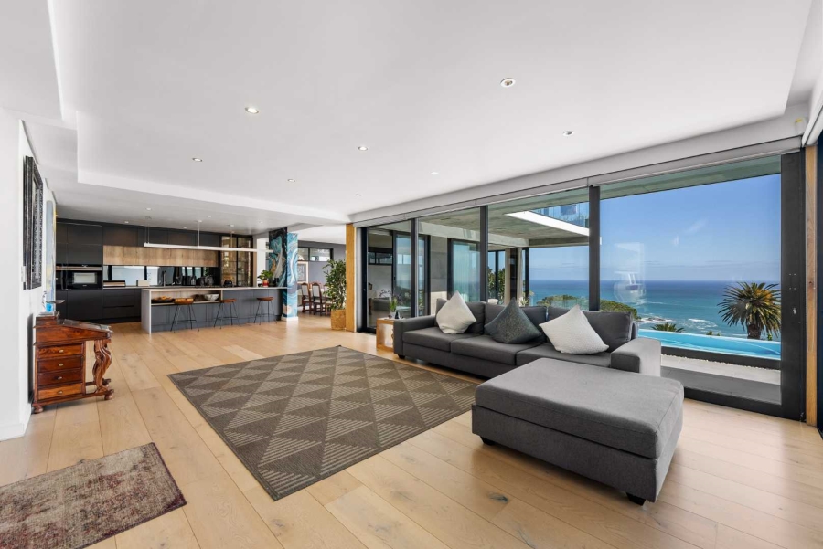 5 Bedroom Property for Sale in Camps Bay Western Cape